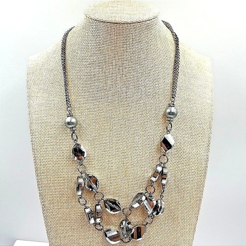 Vintage Vera Wang Gunmetal‎ Grey Crystal & Pearl Layered Statement Necklace